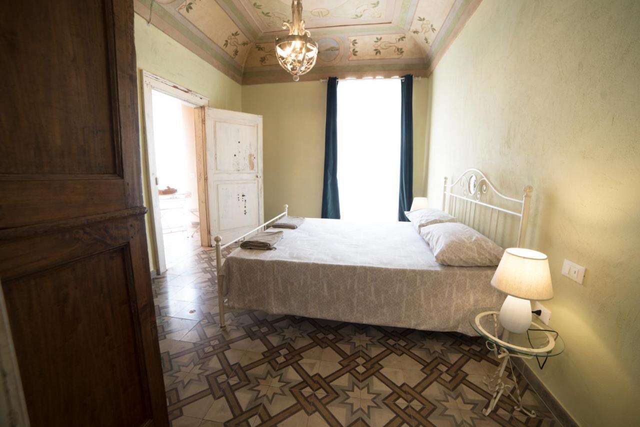 Aria Di Vico Aparthotel Vico Del Gargano Exterior foto